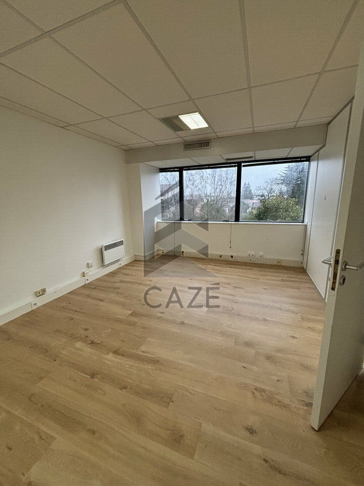 Bureaux à Louer - Cours du Médoc Bordeaux