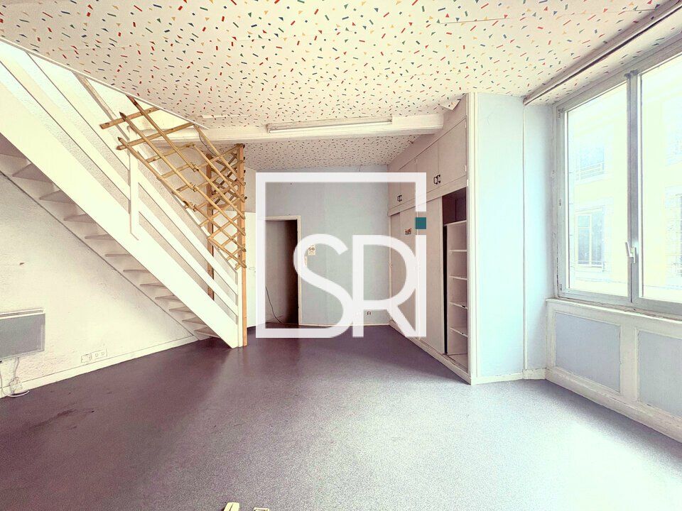 Location local commercial 200 m² non divisibles