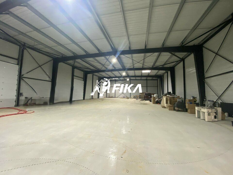 A LOUER LOCAL D'ACTIVITE 250 m² - (31340) VILLEMATIER