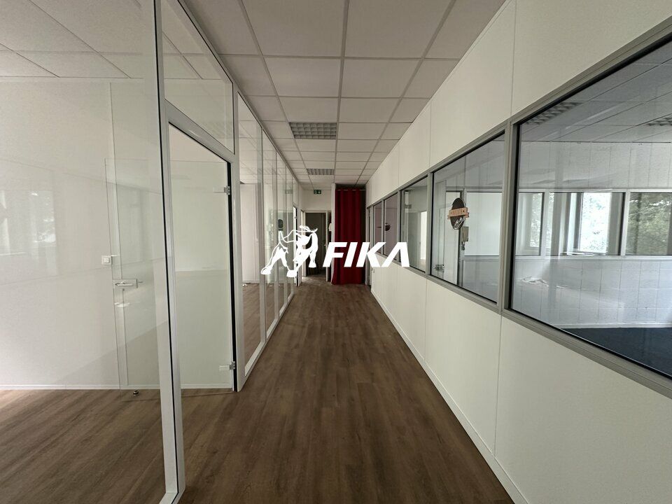 Location bureaux 170 m² non divisibles