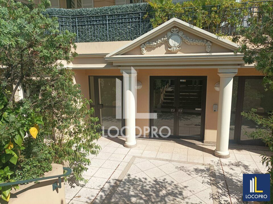 A VENDRE - MURS LIBRES - 210 M2 - NICE CENTRE VILLE