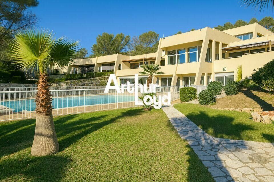 Location bureaux 824 m² divisibles à partir de 134 m²