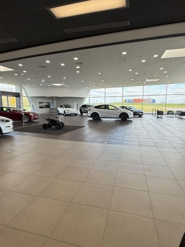 Vente entrepôts 1439 m² non divisibles