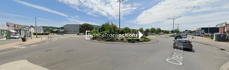 A LOUER LOCAL COMMERCIAL 226 m² ROND-POINT BALMA GRAMONT