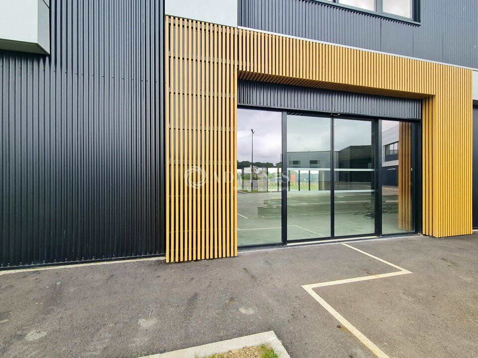 Locaux d'activités à louer - Brut de béton