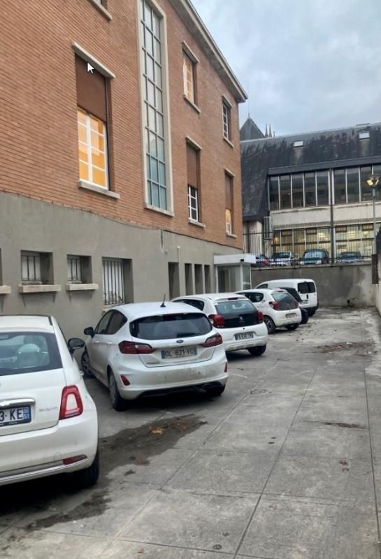 Vente bureaux 497 m² non divisibles