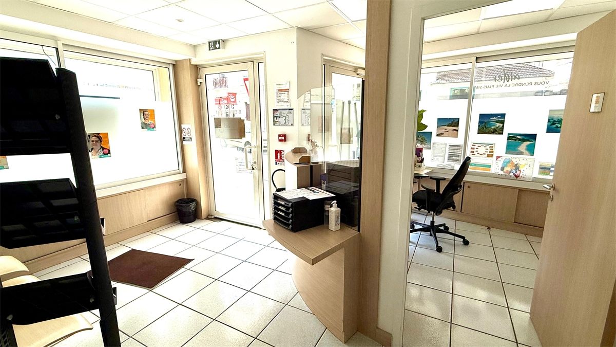 Vente bureaux 217 m² non divisibles