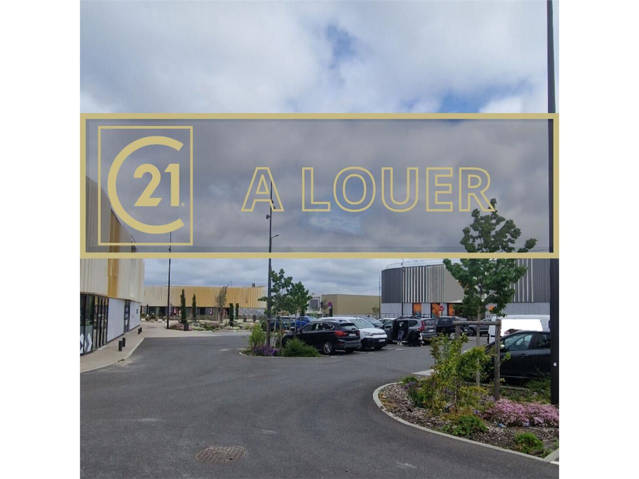 Location bureaux 308.00 m² à IFS