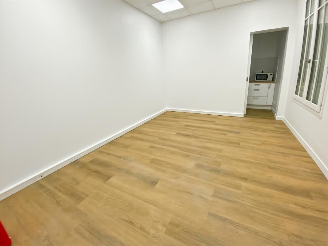 Location bureaux 20 m² non divisibles