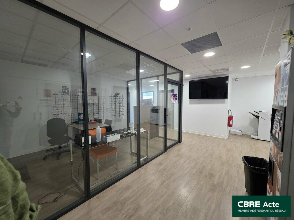 Vente bureaux 389 m² non divisibles