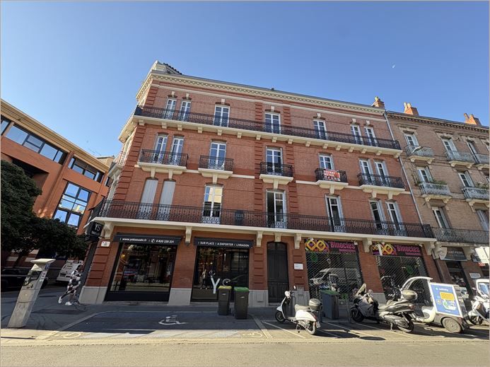 Location Bureaux haussmanniens 398 m² divisibles à partir de 79 m²