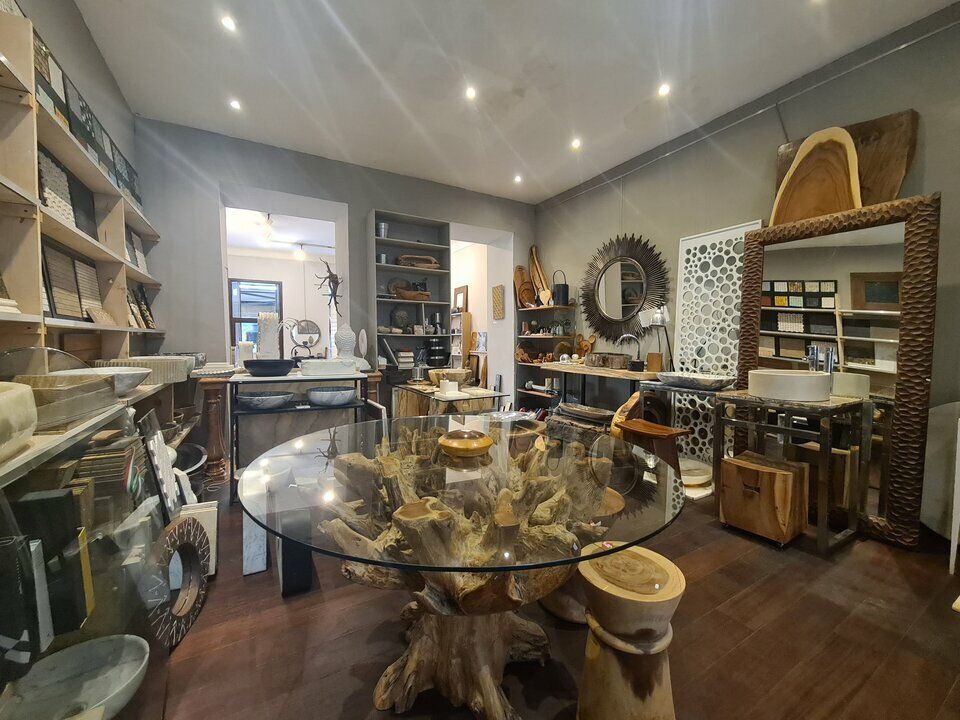 EMPLACEMENT PRISÉ QUARTIER WILSON – LOCAL DE 85 M² AVEC FAIBLE LOYER