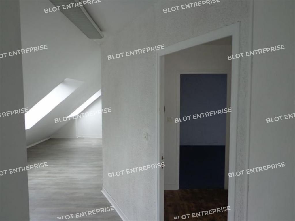 Location bureaux 60 m² non divisibles