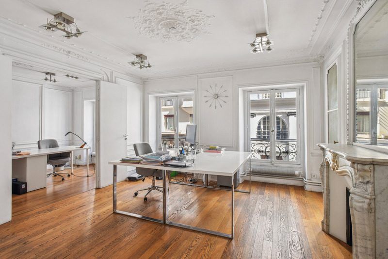 Location bureaux 98 m² à Paris