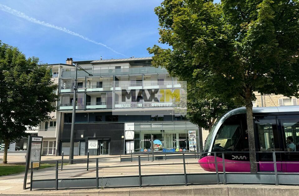 Location bureaux 277 m² divisibles à partir de 123 m²