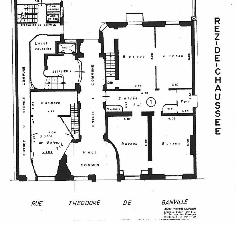 120 m² pour ce bureaux en location à Paris