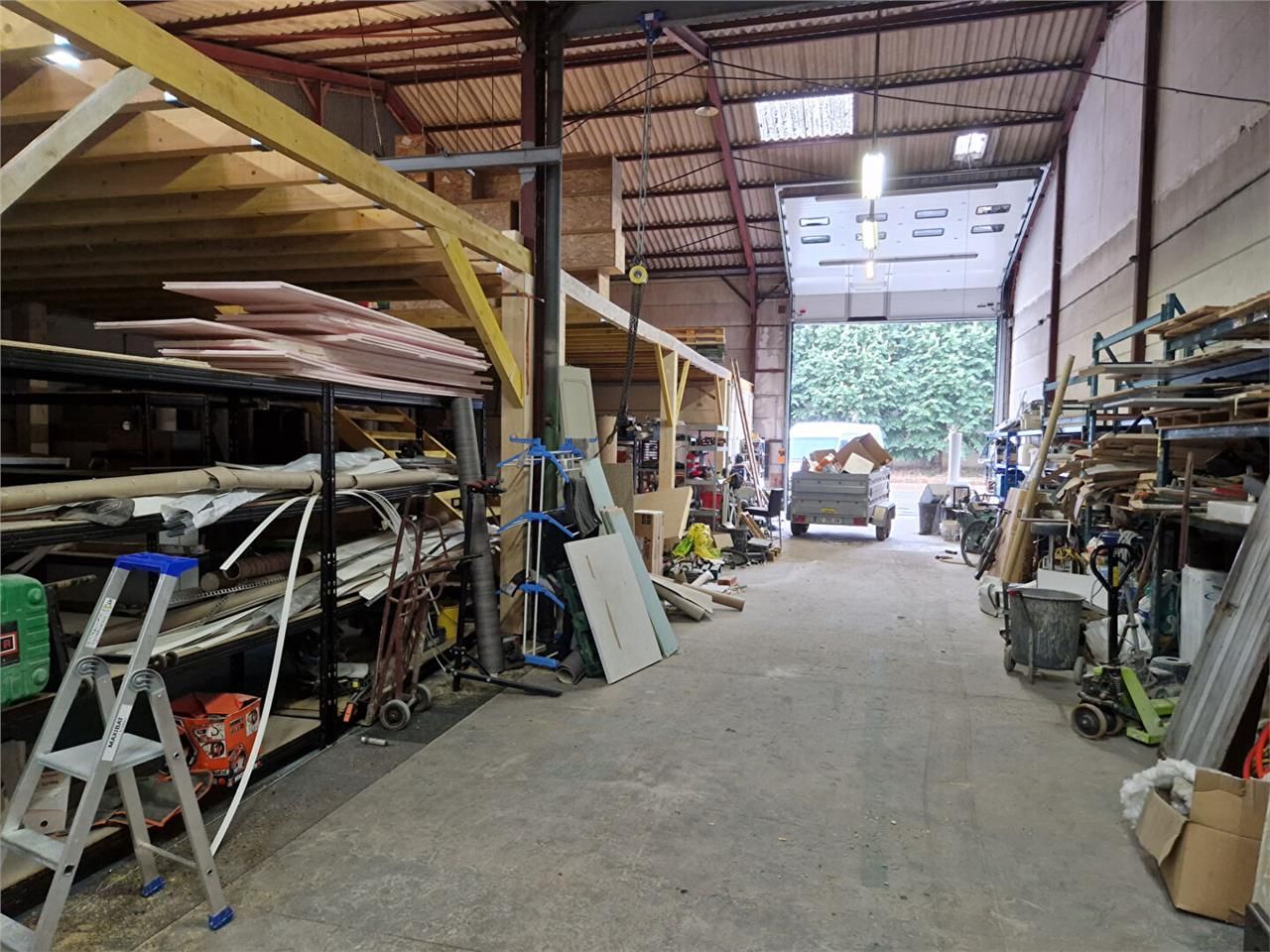 Location local 389.00 m² à LIMOGES