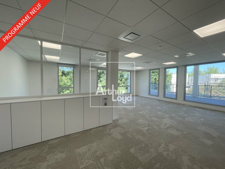 Vente bureaux 1373 m² divisibles à partir de 50 m²