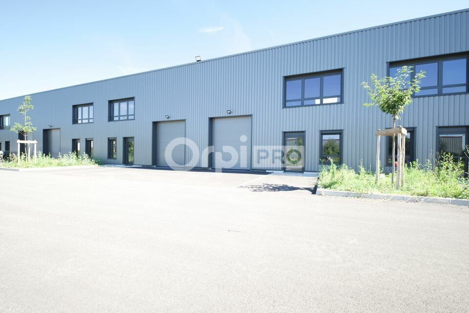 LOCAL D'ACTIVITER A VENDRE OU A LOUER -  234 m² - BOURGOIN JALLIEU