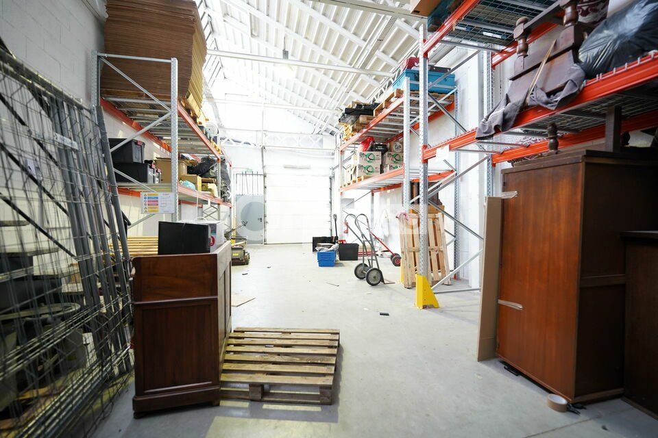 LOCAL D'ACTIVITE A LOUER - VÉNISSIEUX