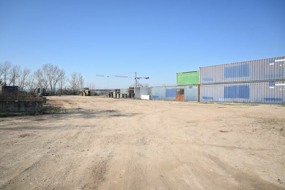 Location terrain 3000 m² non divisibles