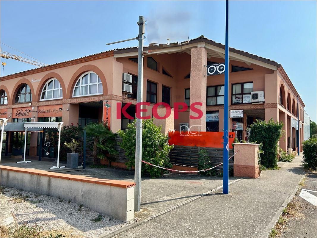 Location Commerce/boutique 110 m² non divisibles