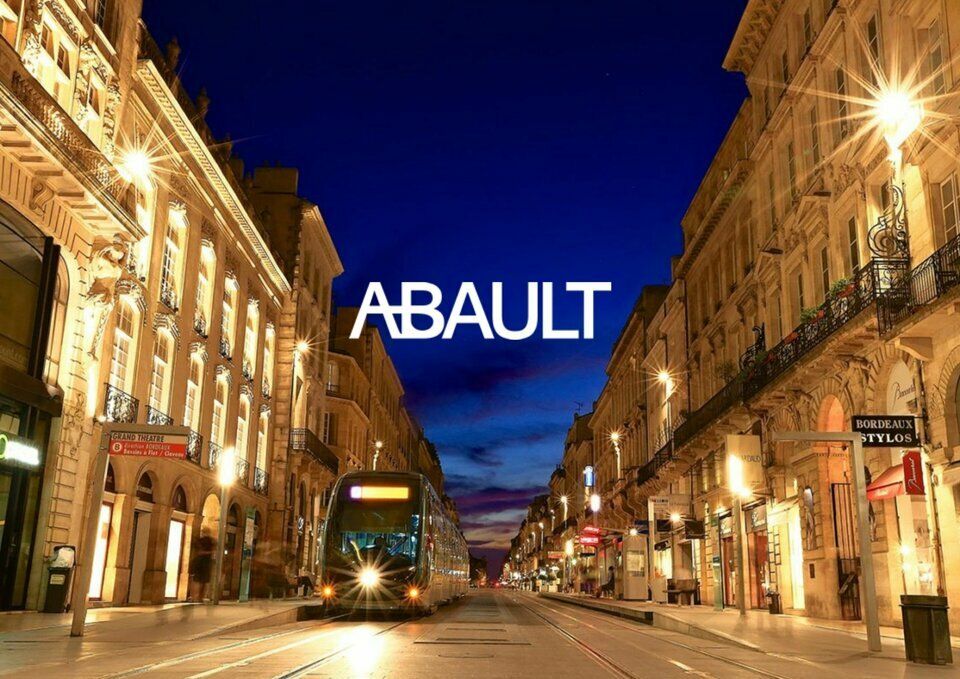 A VENDRE - BUREAUX D'ENVIRON 140M² DIVISIBLES - BORDEAUX