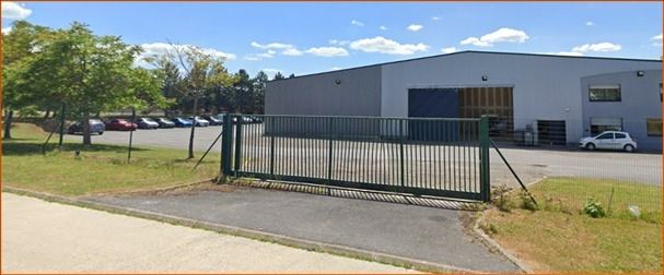 Location entrepôts 459 m² non divisibles