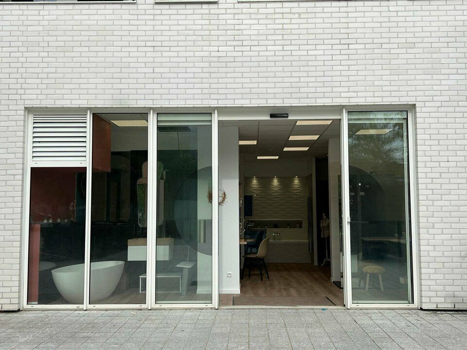 Location local commercial 70 m² non divisibles