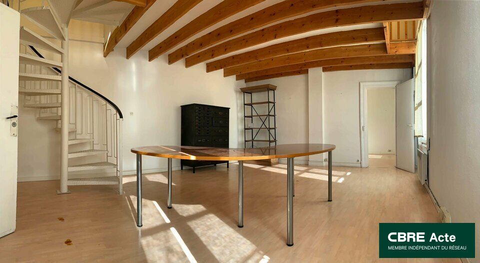 Nancy- Proche, centre-ville, bureaux à vendre 159m²