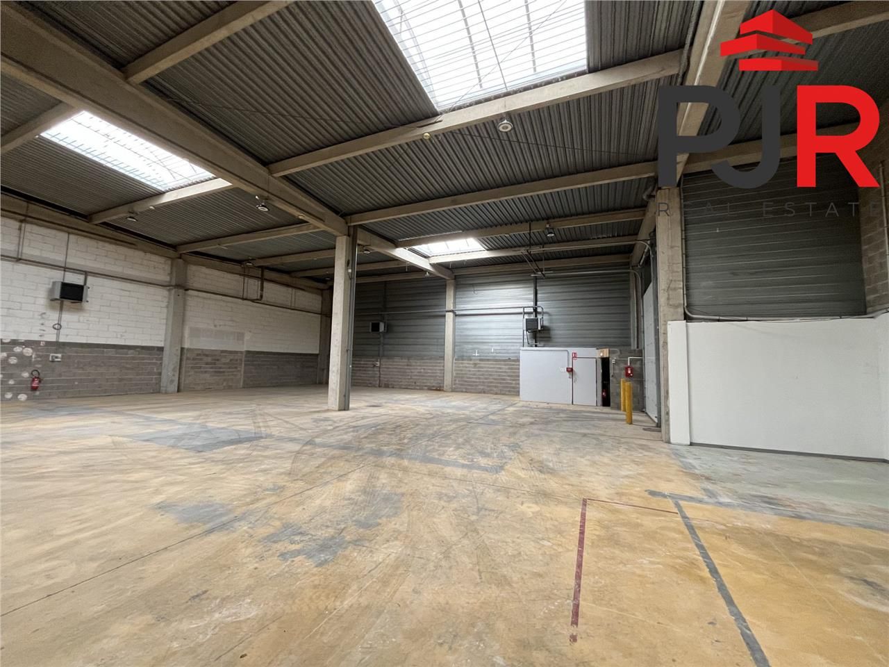Location local d''activités 816 m² à Houdemont