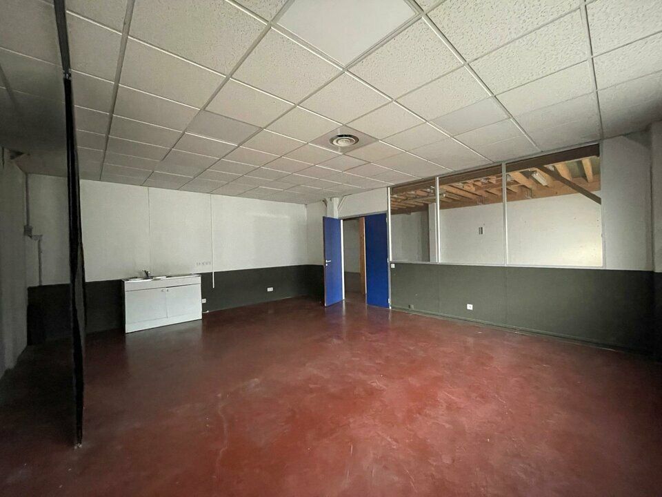Location local d''activites 205 m² non divisibles