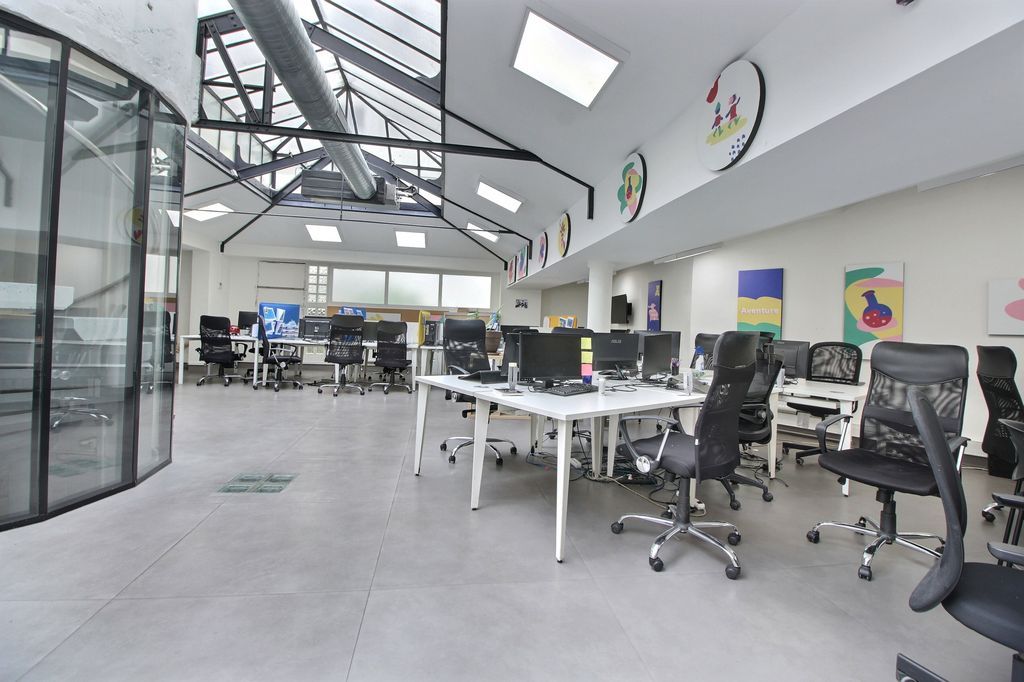 Location bureaux 534 m² non divisibles