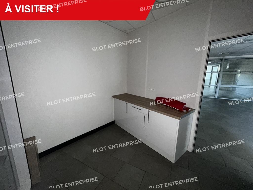 Location bureaux 73 m² non divisibles