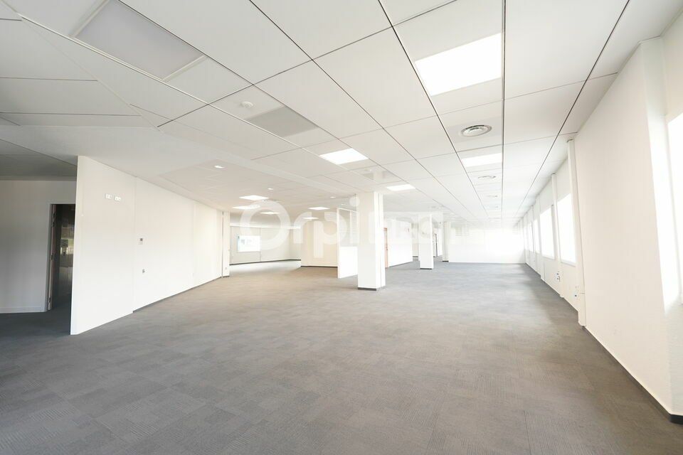 Location bureaux 1020.1 m² divisibles à partir de 400 m²