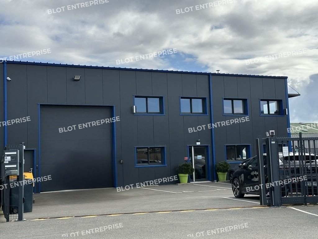 Location bureaux 590 m² non divisibles