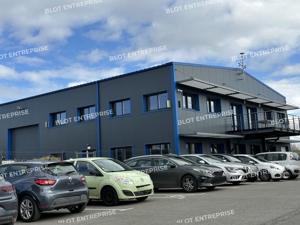 Location bureaux 590 m² non divisibles