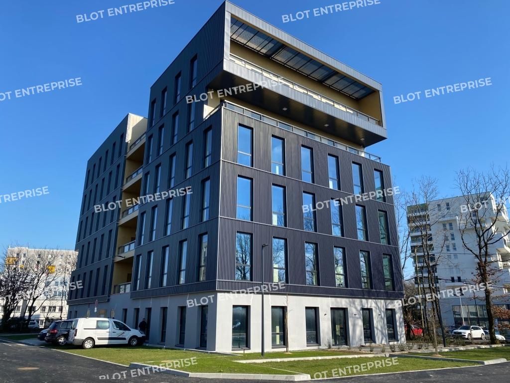 Location bureaux 238 m² non divisibles