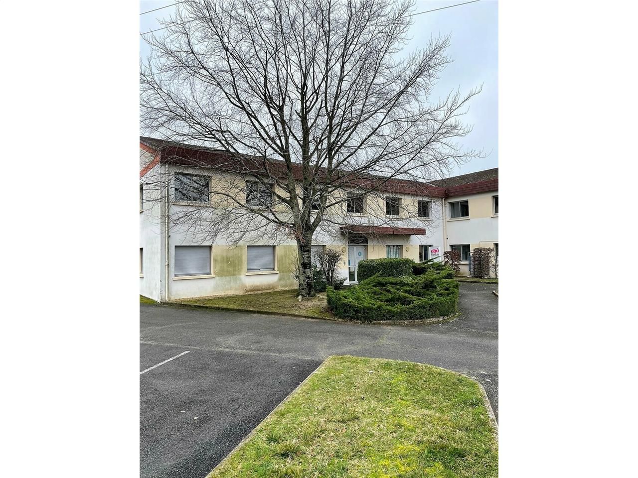 Location bureaux 274 m² non divisibles