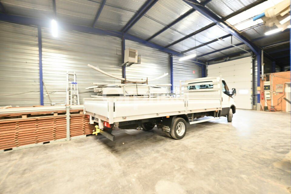 LOCAL D'ACTIVITE A LOUER - 500 m² - GRENAY