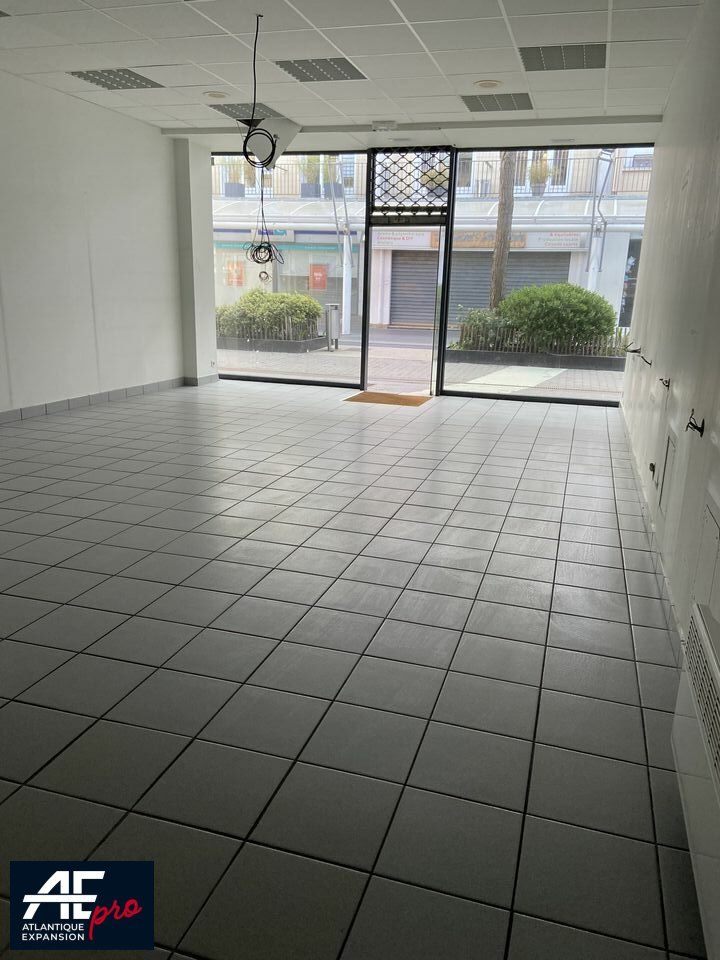 Vente local commercial 69 m² non divisibles
