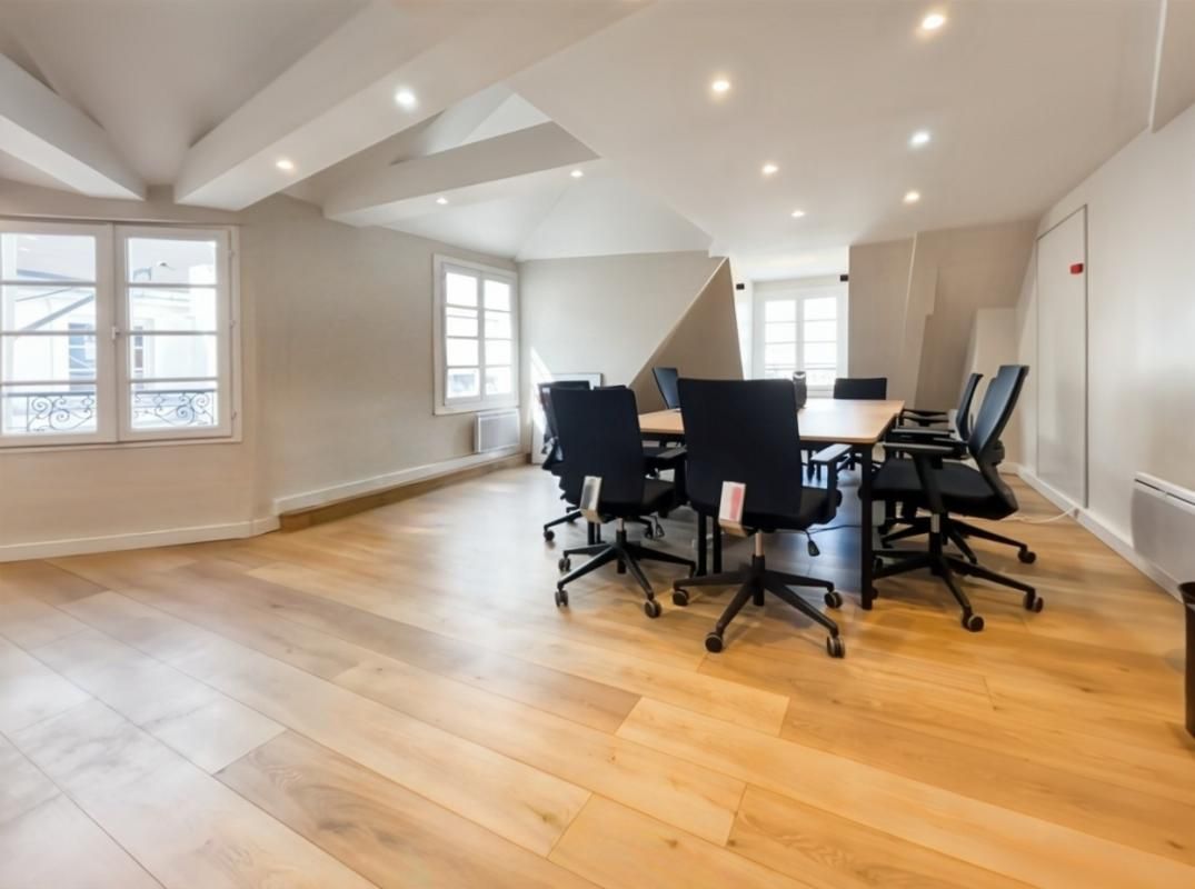 Location bureaux 70 m² non divisibles