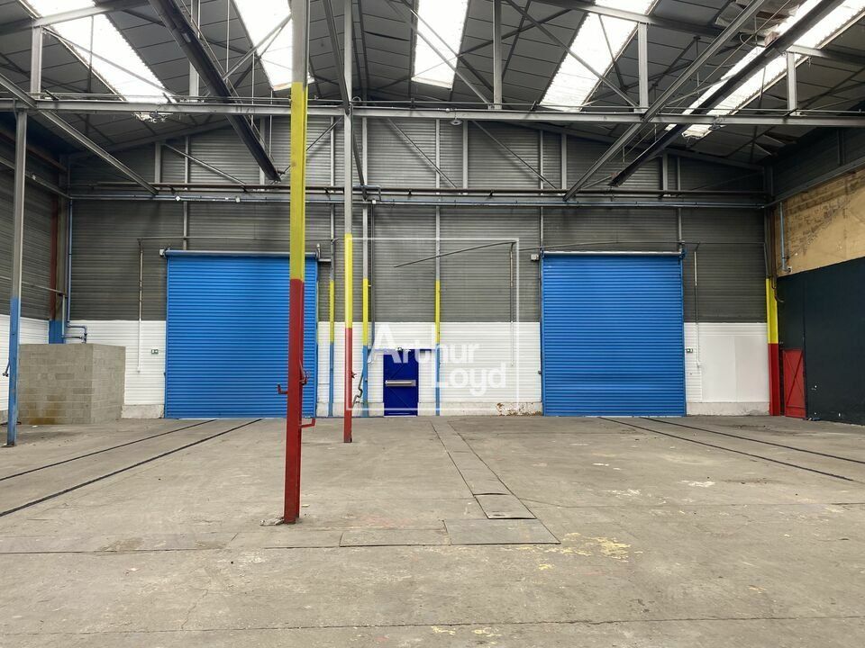 CORBEIL ESSONNES ENTREPOT A LOUER