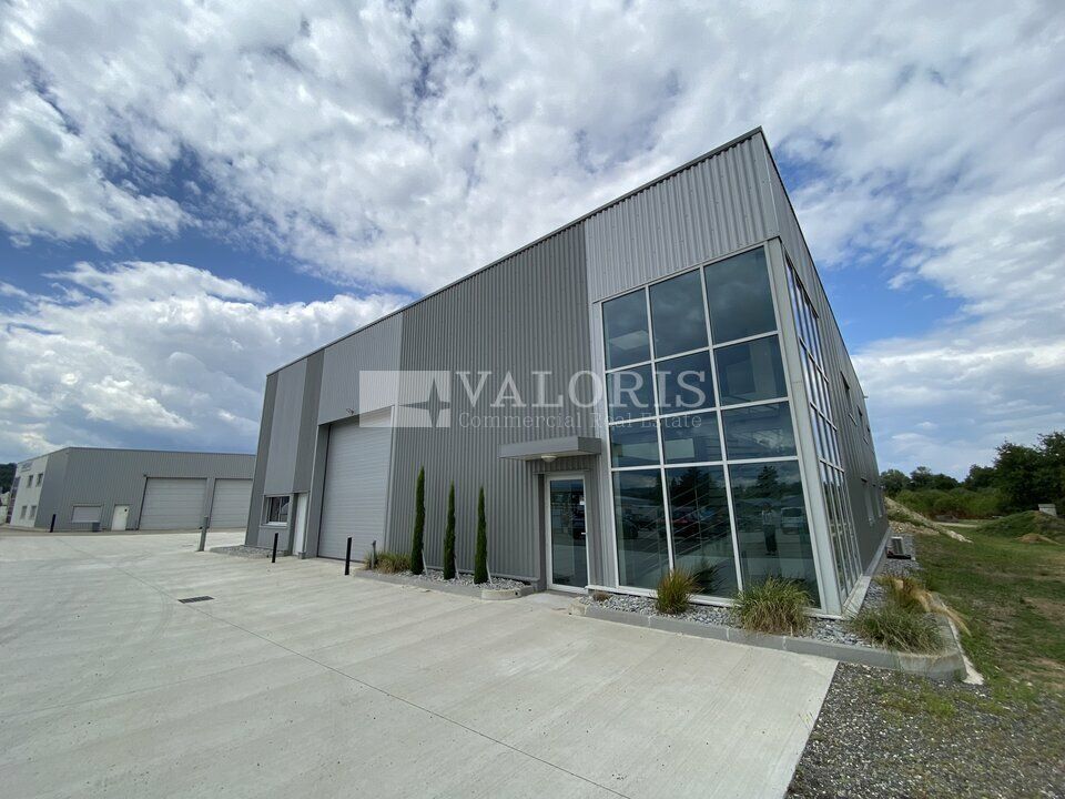 Location activité/entrepôt - 620 m²