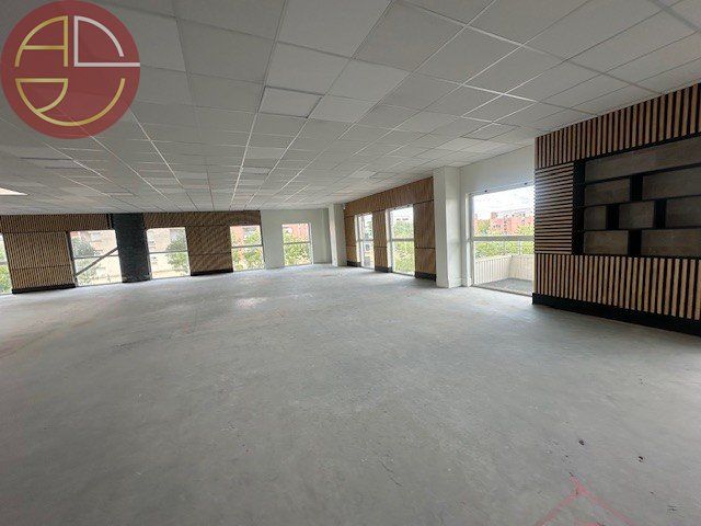 Location bureaux 305 m² à COLOMIERS