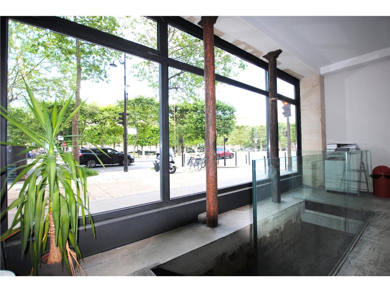 Vente bureaux 140 m² non divisibles