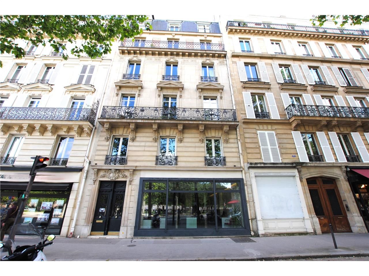 Vente bureaux 140 m² non divisibles