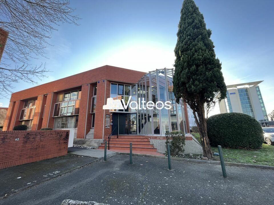 Location bureaux 1773.35 m² divisibles à partir de 378.56 m²