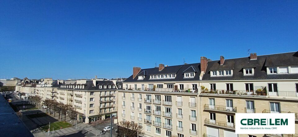 Location bureaux 101 m² non divisibles