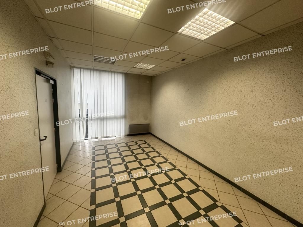 Vente bureaux 109 m² non divisibles